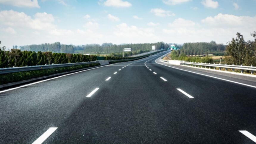 o tara ue introduce autostrada inteligenta cu cantar pentru camioane soferii nici nu isi dau seama cand sunt amendati 68e3e7df33954