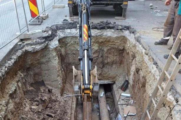 seful asociatiilor de propietari le da cea mai prosta veste bucurestenilor la iarna ne vom incalzi din mila domnului nicusor dan acuzat ca a lasat in urma un dezastru 68df948aa728f