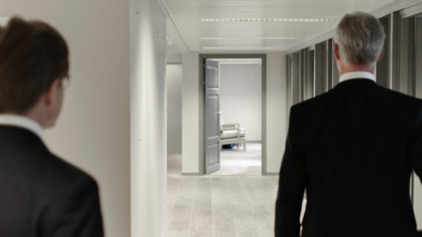 surse 10 000 de concedieri si salarii taiate in primarii coalitia a decis cum se face reforma 68de2393d7c70