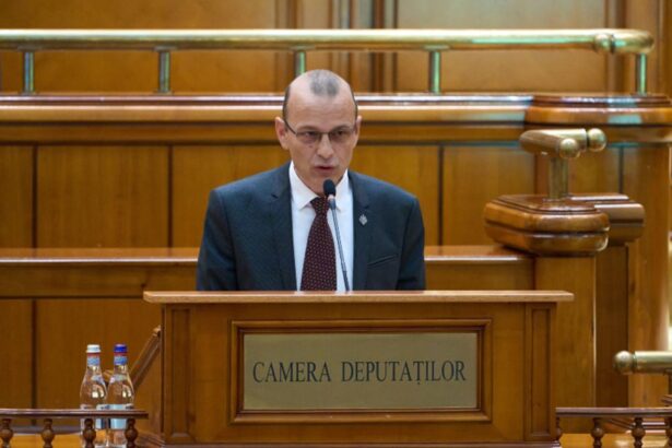 dominic fritz sare randul la cetatenie aur cere explicatii dupa ce primarul timisoarei a obtinut cetatenia romana in timp record pentru omul de rand minimum doi ani pentru el82 69171e9812934