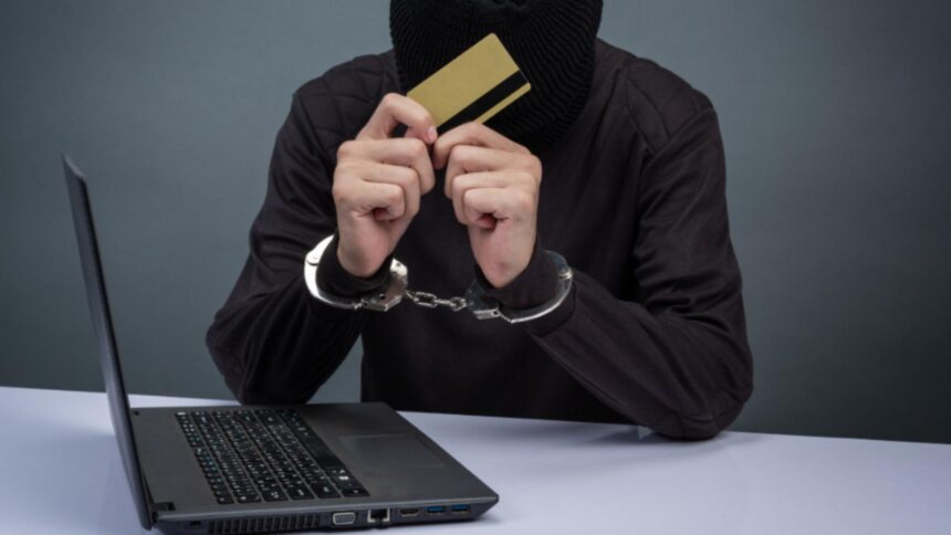 escrocii pozeaza in autoritati atentie la cei care pretind ca sunt de la anaf politie si alte institutii avertismentul dnsc 6921d6063b671