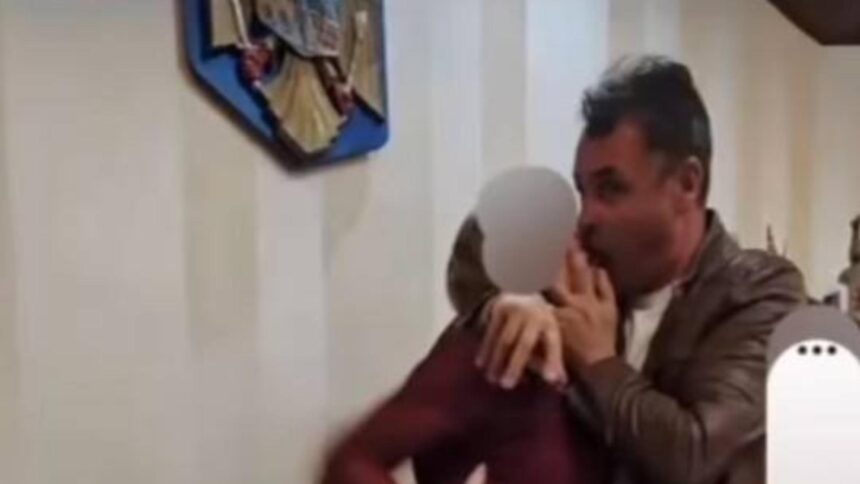 perchezitii la primaria livezile dupa aparitia unor imagini controversate cu edilul comunei primarul traian simionca retinut pentru viol si alte infractiuni 69248b8b76c94