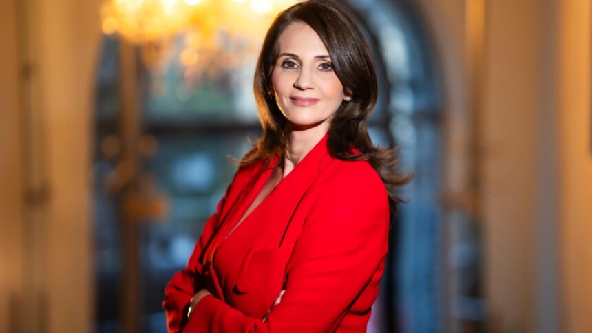 podcasturile realitatea ceva n plus anca alexandrescu dezvaluiri in premiera la realitatea plus trebuie sa se intample ceva 69204afd44a17