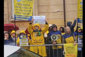 protest al dascalilor in fata guvernului munca noastra nu poate fi stearsa cu buretele video 692839bf19463