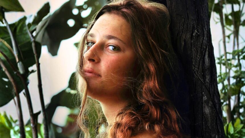 4 ways to heal the parts of you that werent properly supported by your mom growing up 6955423137447