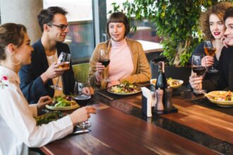 adevarul din culisele restaurantelor 5 mancaruri pe care bucatarii nu le ar comanda niciodata 6944776fdce9e