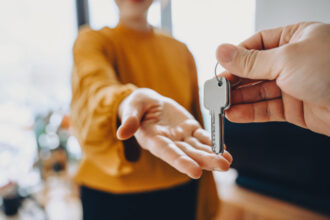 analiza dobanzile la credite ipotecare ar putea scadea vizibil din 2026 expert reducerea ircc va taia costul creditelor inca din ianuarie 6938472f6ba5d