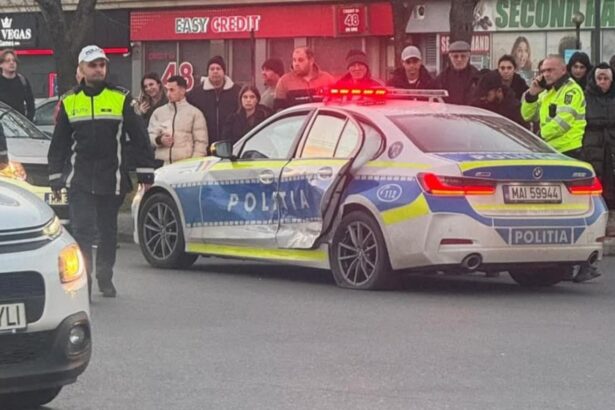 autospeciala de politie implicata in accident rutier in ploiesti doi agenti au fost raniti 693af88638e53