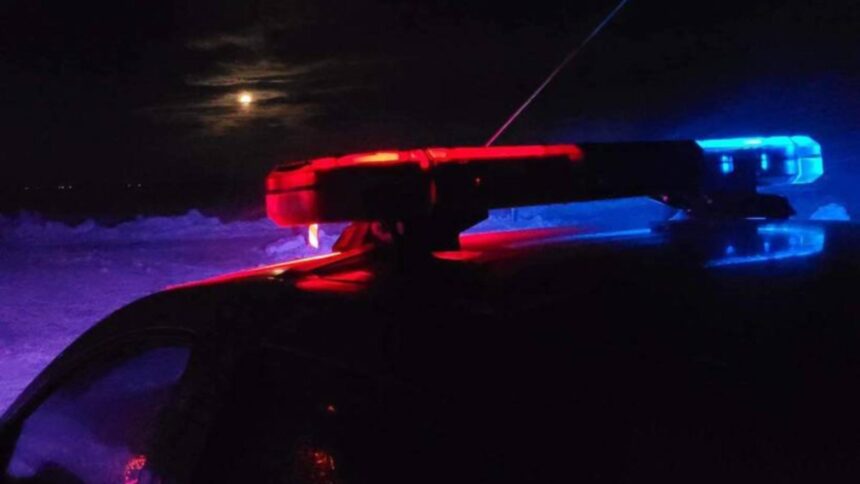 avertisment pentru soferi pe dn 1b carosabil inundat dupa ce s a spart o conducta de apa 694ee0bf9927f