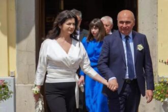 bolojan o contrazice pe ioana dogioiu purtatoarea de cuvant a guvernului nu m am insurat 6942a34c744cf