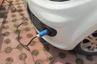 impozit fix de 40 de lei pentru masinile electrice din 2026 695512669c543