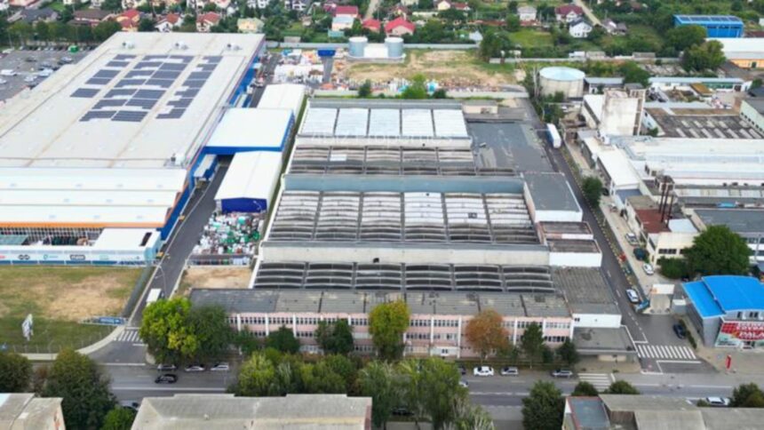 inca o fabrica se prabuseste sub biciul masurilor economice odinioara profitabila unitatea care producea centuri de siguranta si scaune auto pentru copii a fost scoasa la mezat 693d819a33500