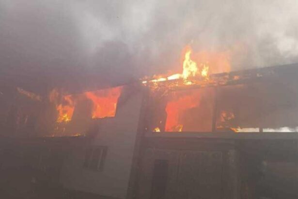 incendiu de amploare in bistrita nasaud doua locuinte au fost afectate 694c322111b2a