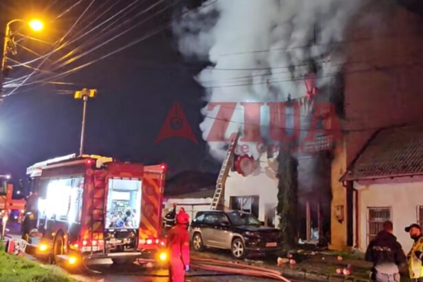 incendiu masiv intr un bloc din constanta 10 locatari au reusit sa fuga in ultimul moment video 692e861a546f0