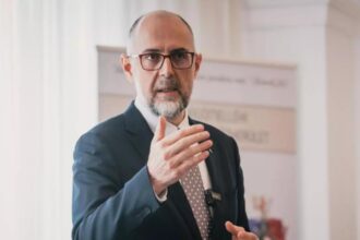 kelemen hunor sugereaza posibila destramare a coalitiei membri ai puterii ar putea vota motiunea de cenzura impotriva premierului ilie bolojan 692fe26945d3a