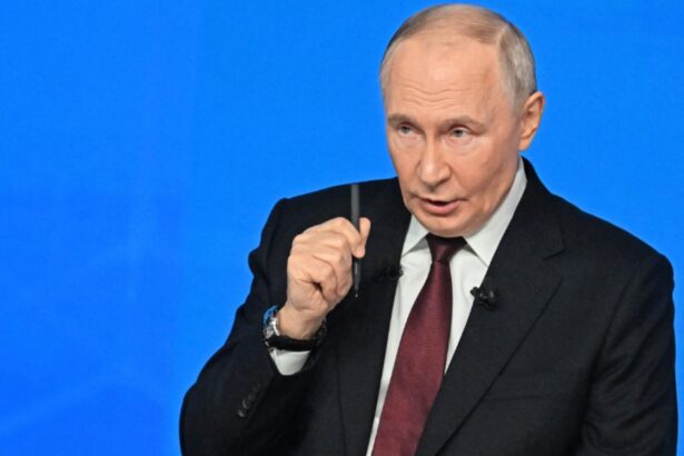 kremlinul goleste buzunarele rusilor rusia pregateste cea mai mare povara fiscala din ultimii 20 de ani pentru a finanta razboiul cu ucraina 694e995bc811d