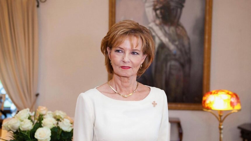 majestatea sa margareta mesaj de craciun am incredere in natiunea romana si in puterea ei de a merge mai departe 694c1bf97ffb7