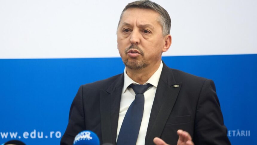 ministrul educatiei contestat de un arhitect al reformei daniel david nu poate duce mai departe mandatul dezvaluiri din interiorul sistemului 6943081adaa20