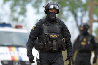 perchezitii in dolj functionari cercetati pentru delapidare descinderi si la o institutie publica 693131b22b021