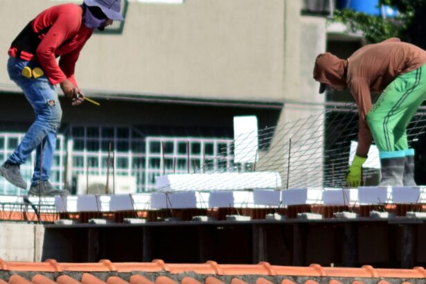 proiectul oug pentru lucratorii straini contestat de agentiile de recrutare guvernul romaniei doreste impunerea unui monopol 695417ea204ef