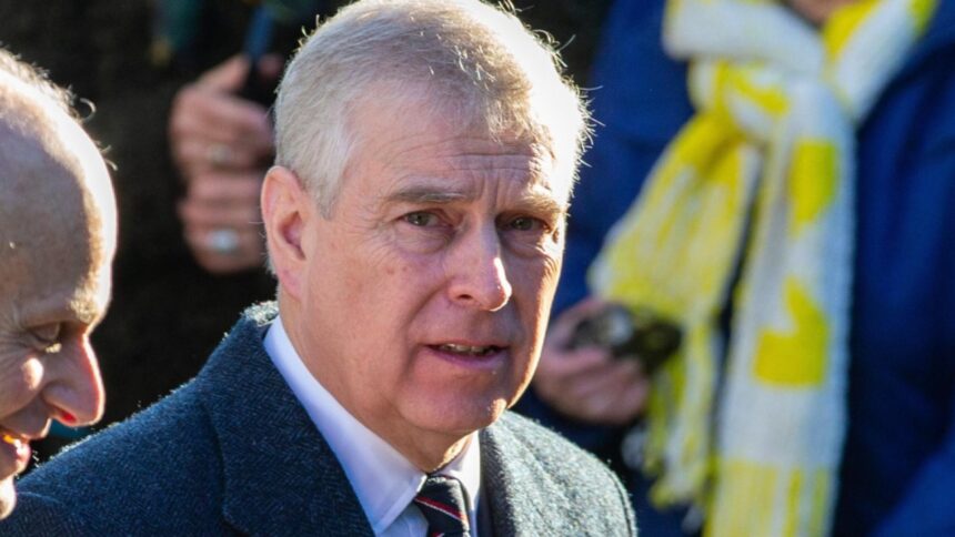 regele charles l a lasat pe printul andrew fara titlurile regale din cauza scandalului epstein de acum incolo va fi un simplu cetatean ca restul britanicilor 693ef0db6f047