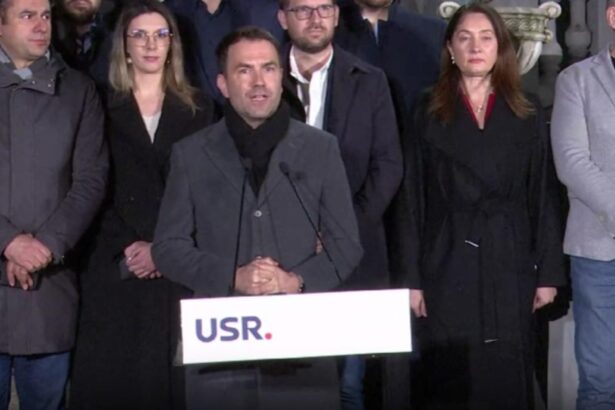 scandal la usr se cere indepartarea lui vlad voiculescu rezistii fierb dupa dezastrul de la alegerile locale 693fe848b076e