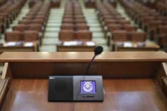 tensiuni in coalitie dupa alegerile la capitala motiunea de cenzura care ar putea trimite acasa guvernul bolojan 693932365c8d7