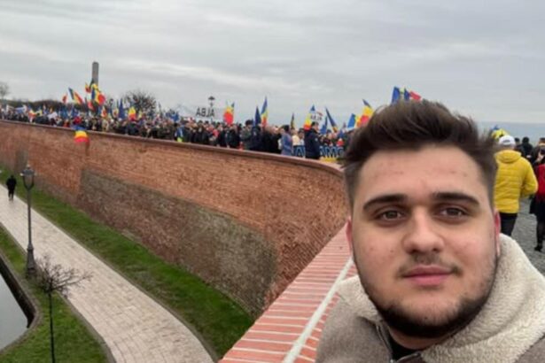 tinerii indemn la vot in ultimele ore momente decisive pentru capitala video 6935a90eeba28