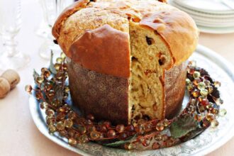 tragedie de craciun in italia un barbat de 47 de ani mort s a inecat cu panettone la o petrecere de familie 694d76bb89760