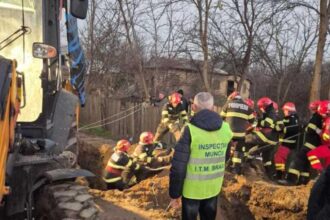 tragedie in judetul braila barbat mort dupa ce a fost prins sub un mal de pamant in timpul unor lucrari la canalizare 693aef1830c7b