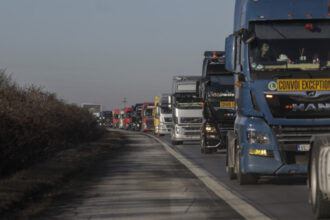 transportatorii primesc sprijin financiar compensari de la guvern de 40 65 de bani pe litrul de motorina pana in martie 2026 693ae7e9bc236