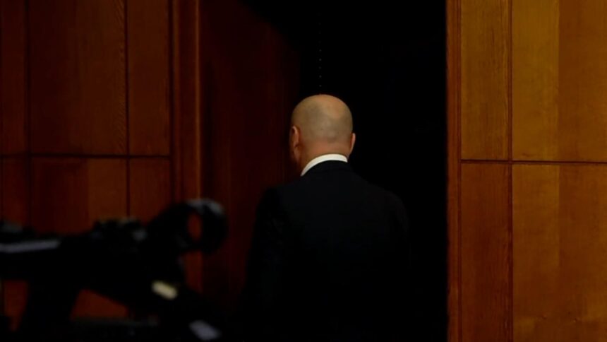 tupeu incredibil bolojan fuge de explicatii si la final de an romanii raman impovarati de masurile luate 6954d6e2d6312