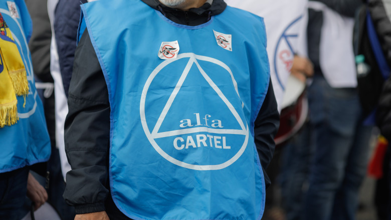 video protest la palatul cotroceni sindicalisti din patru confederatii cer medierea presedintiei in contextul politicilor de austeritate 6943cb612a789