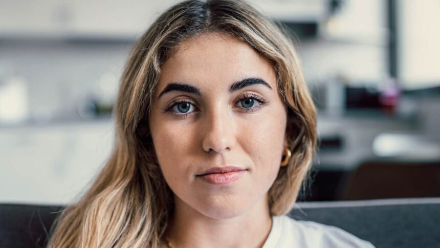 11 everyday things only children were expected to handle all on their own 695f09528ed59