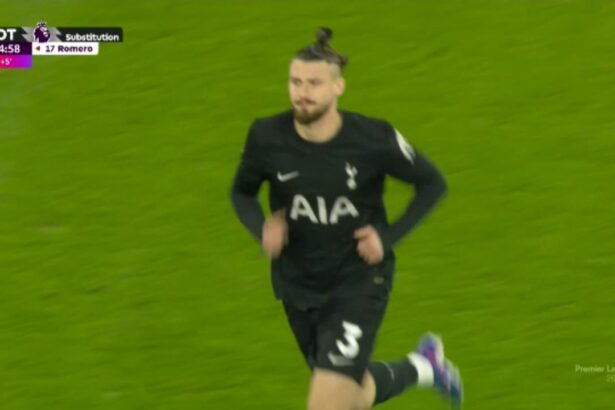 aparitia lui radu dragusin pe teren in burnley tottenham a aprins spiritele ar trebui demis e un sarlatan sa plece 69753060db1ce