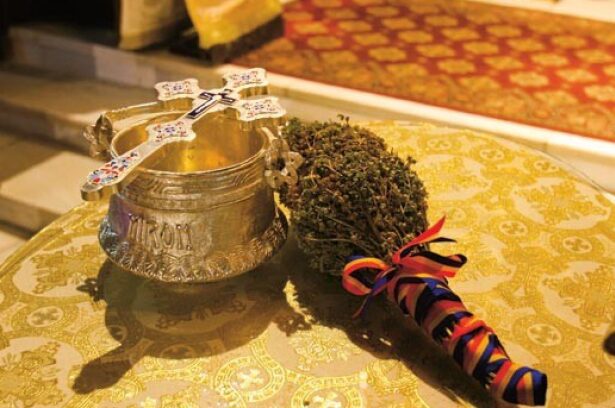 credinte false despre agheasma mare ce trebuie sa stie toti crestinii despre apa sfintita in ziua bobotezei 695e44b2c3373