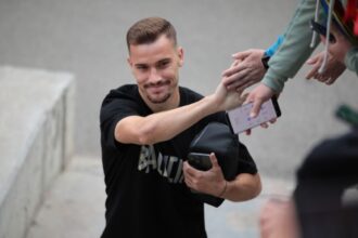 darius olaru i a dat replica lui gigi becali stiu si eu asta 697a1cef7ba73