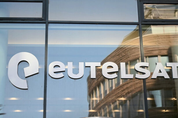 de ce s a opus franta vanzarii antenelor terestre ale eutelsat catre un fond suedez 697c7b59744f9