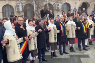 democratie romaneasca cei care si au permis sa l huiduie pe nicusor dan vanati ca sa fie amendati 697732a3c523d