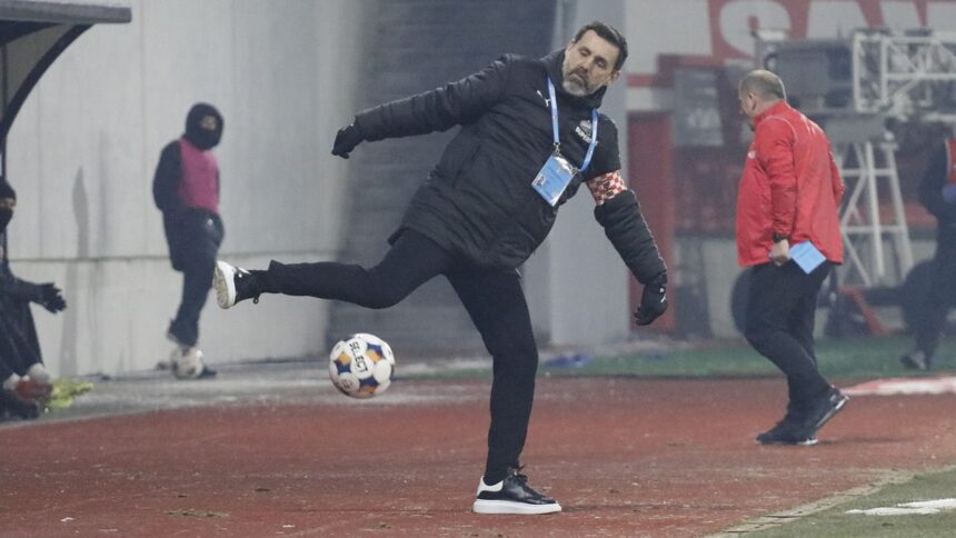 dinamo ar putea ramane fara antrenor am vorbit cu cateva cluburi 6974711de2ae5