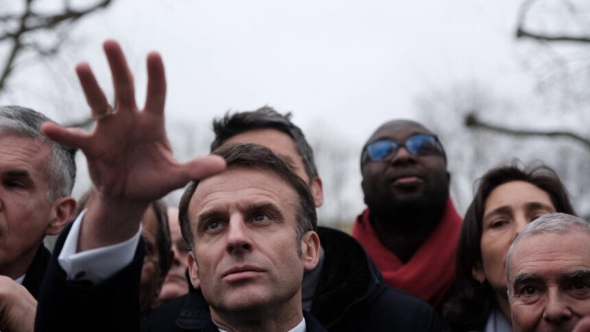 emmanuel macron critica metoda folosita pentru a l rasturna pe maduro franta n a sustinut si nici n a aprobat operatiunea 695ba36da02fa