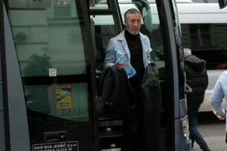 galerie foto fcsb a ajuns la zagreb imagini de la sosirea fotbalistilor la hotel 6970f45e535a9