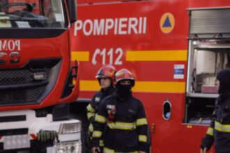 gospodarie cuprinsa de flacari in judetul cluj incendiul a pornit de la o afumatoare si s a extins cu repeziciune 6956376987924
