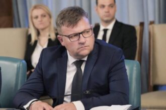 marius budai atac la adresa lui bolojan dupa comparatiile premierului intre taxele din romania si cele din europa canta fals 697715c4b5dc7