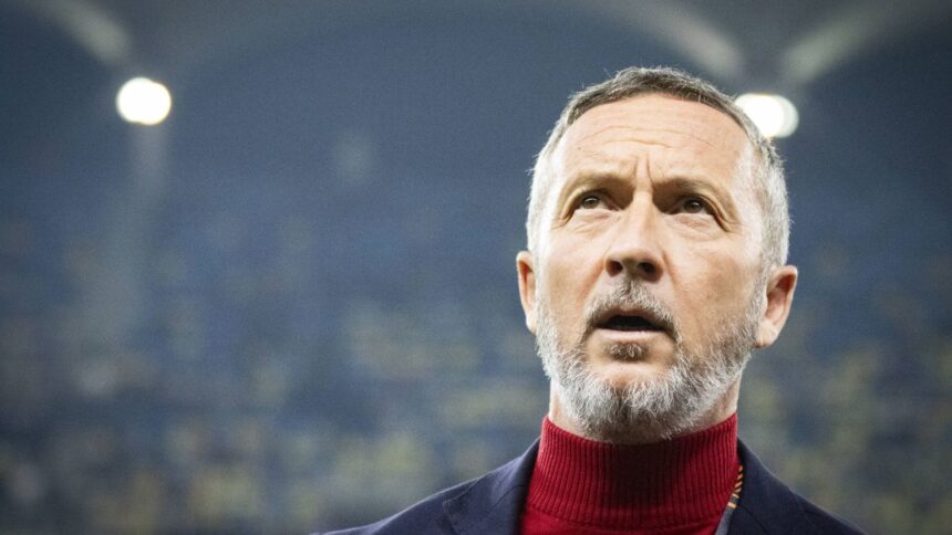 mihai stoica pariaza pe dinamo in lupta la titlu asa vad eu lucrurile la ce se joaca acum 6973bf1f1be7f