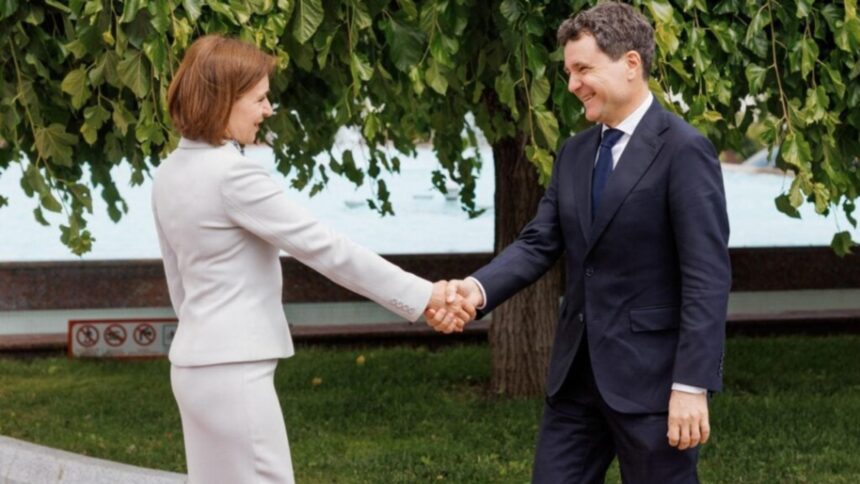 nicusor dan raspuns evaziv la dorintele maiei sandu ca moldova sa fie parte din romania 6968ebbce11cd