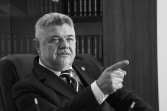 ninel peia secretarul stie primarul tace guvernul rade iar romanul plateste 69590bee7b726