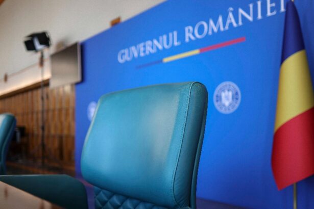 protest de amploare in capitala dupa masurile lui bolojan mobilizare uriasa romanii ies in strada de la ora 17 000 69689609b02ba