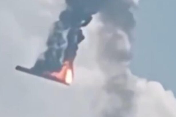 racheta scapata de sub control in china incidentul s a soldat cu un incendiu imens dar fara victime video 696777982ee10