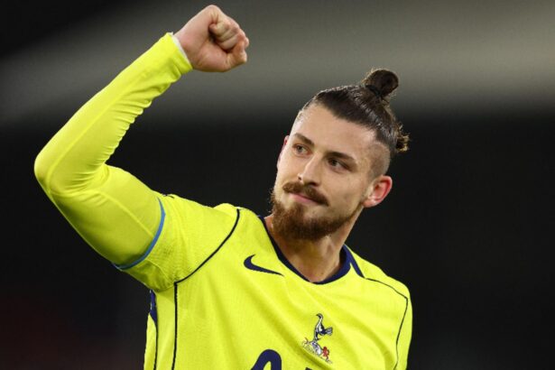 radu dragusin dorit de o mare echipa din europa impresarul confirma pleaca 100 de la tottenham 69669b4cb455e